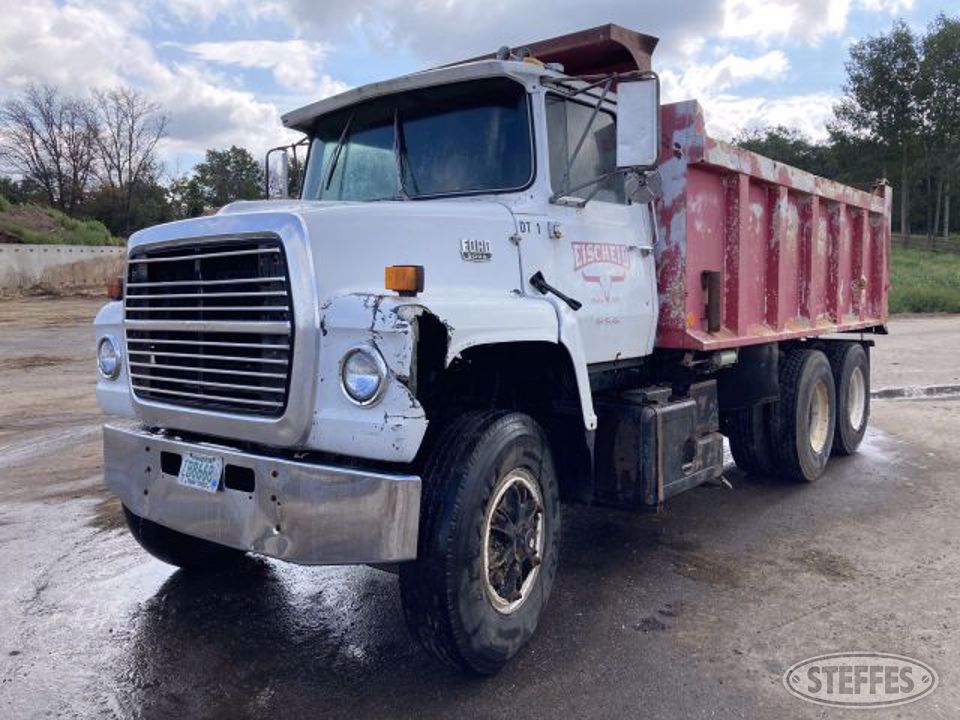 1982 Ford 9000